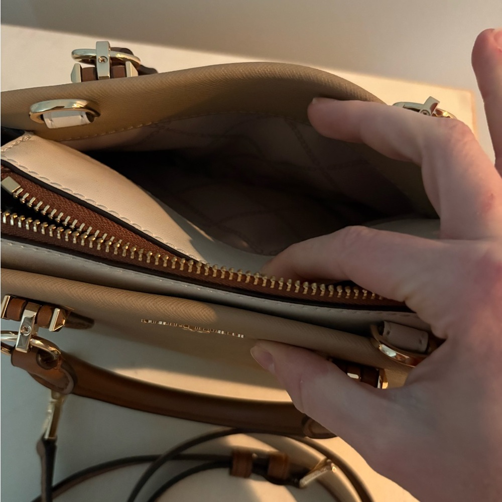 Michael Kors Small Leather Crossbody - Picture 5 of 7